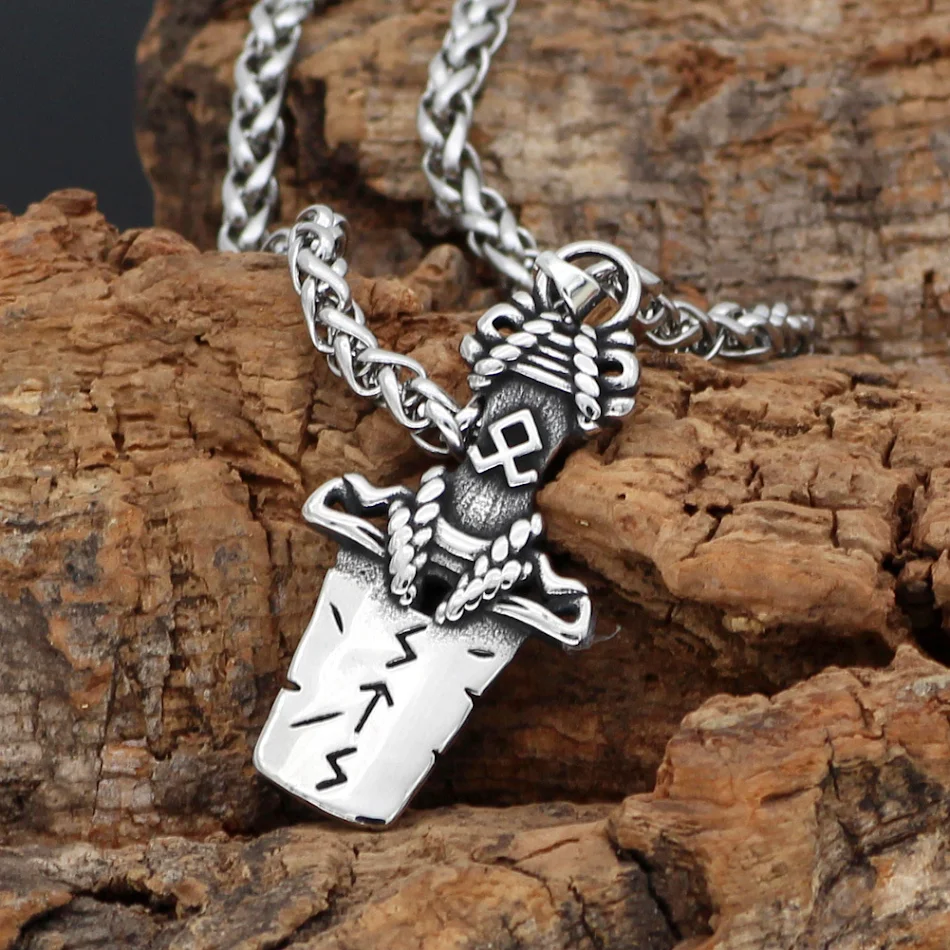 Collier Épée Runique Audinluna Viking Nordique Acier Titane Cadeau Homme Bijou Protecteur Symbole Force Élégance Style Guerrier