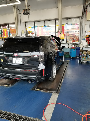 プリウスa Zvw41wのエンジンオイル交換 オートバックスに関するカスタム メンテナンスの投稿画像 車のカスタム情報はcartune