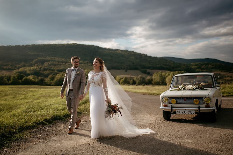 Fotógrafo de bodas Zsuzsi Forgács (forgacszsuzsi). Foto del 1 de mayo 2022