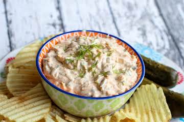 Tangy Cheesy Dill Pickle Dip