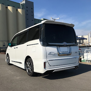 エスクァイア