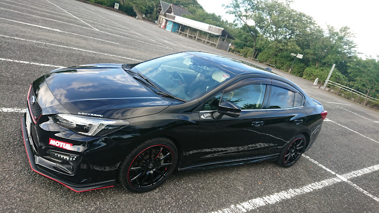 インプレッサ G4のホイール交換・車高調整・57Transcend・57トランセンドに関するカスタム事例の投稿画像4枚目