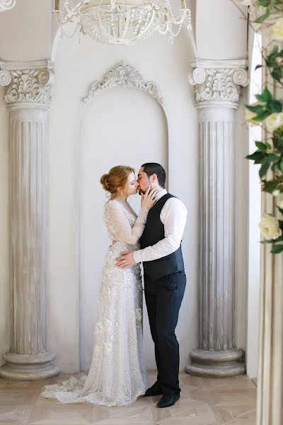 Wedding photographer Ekaterina Buneeva (ekaterinabuneeva). Photo of 11 April 2018