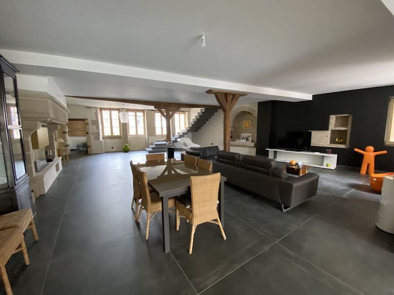 Vente maison 13 pièces 600 m² à Fontaine-lès-Dijon (21121), 1 917 000 €