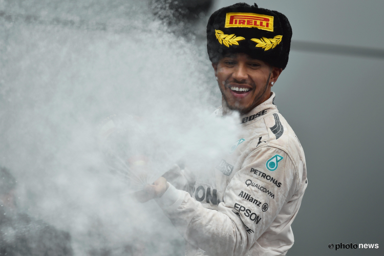 Zo verliep het vorig jaar in Rusland: Hamilton, spectaculaire crashes en een verrassend podium