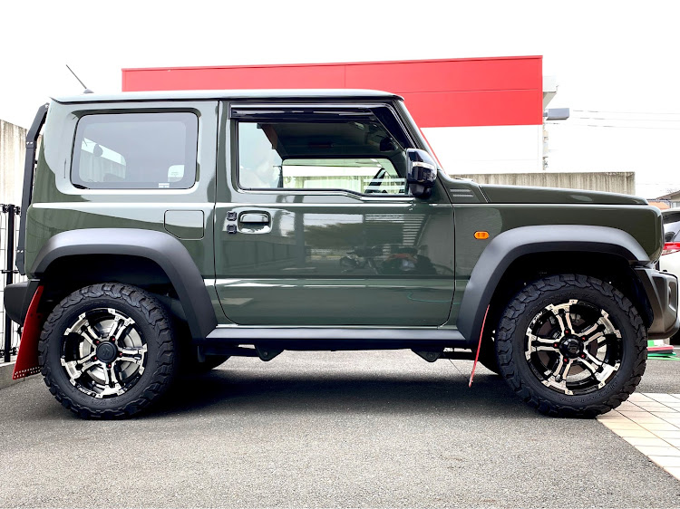 ジムニーシエラのアバルト595コンペティツィオーネ・SUZUKI・fiat・コロナウイルスに負けるなに関するカスタム事例の投稿画像3枚目