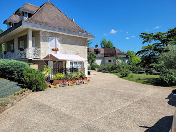 maison à Turenne (19)