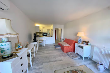 appartement à Juan les pins (06)