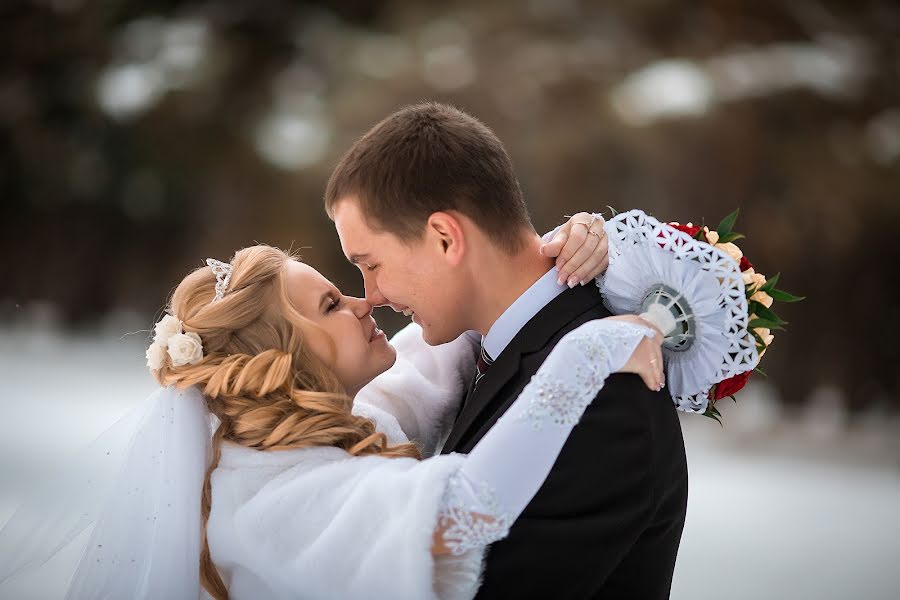 Fotógrafo de bodas Darina Luzyanina (darinalou). Foto del 5 de enero 2015