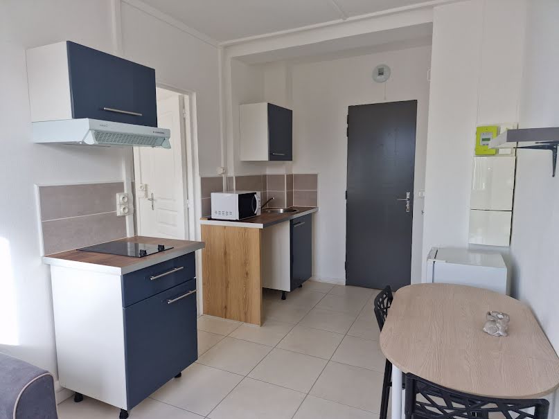 Location meublée appartement 3 pièces 35.05 m² à Evreux (27000), 595 €