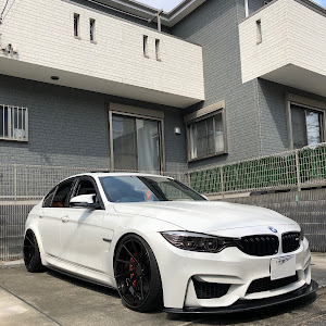 M3 セダン