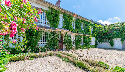 House with garden 2