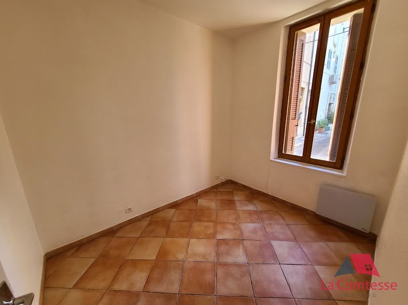 Location  appartement 2 pièces 31 m² à Marseille 9ème (13009), 640 €