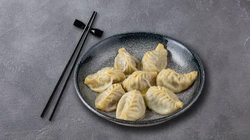 Chicken Cheese Momos With Choice Of Soup