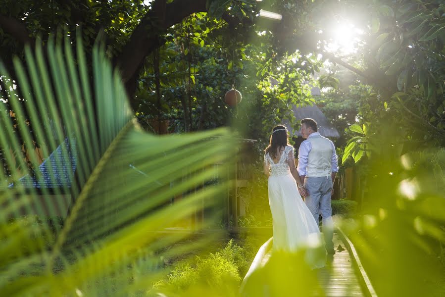 Wedding photographer Jean Jacques Fabien (fotoshootprod). Photo of 9 December 2016