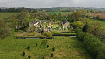 manoir à Mayenne (53)