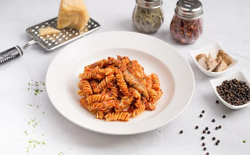 Chicken Fusilli Pomodoro Pasta