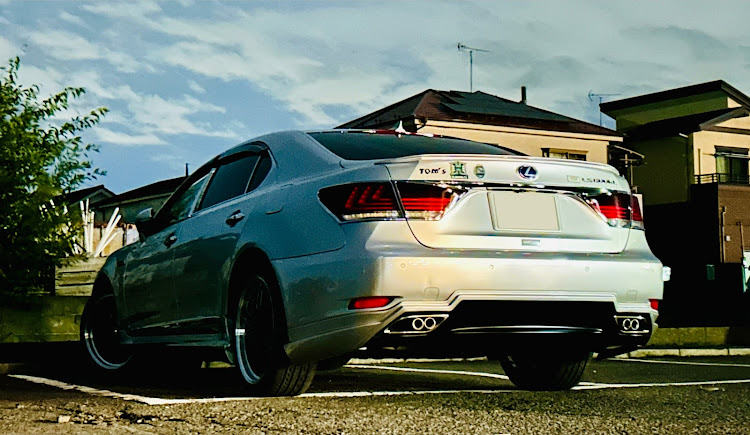 LSのBBS LM・東京とんこつ とんとら・夜ラーを喰らう(ﾟ∀ﾟ)🔥🔥🔥・真夜中も激アツ( ^ω^ )🔥🔥🔥・愛車ある生活はこの上ない幸福感に満ち溢れている✨✨✨に関するカスタム事例の投稿画像3枚目