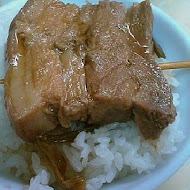 魚市場爌肉飯