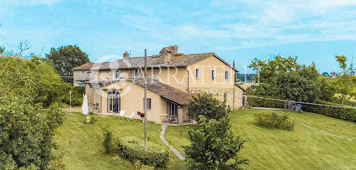 Farmhouse with garden and pool 1