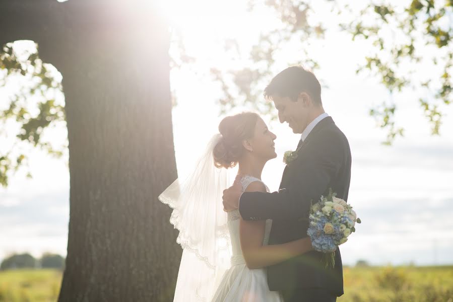 Fotógrafo de bodas Sergey Konstantinov (mosxa). Foto del 16 de abril 2017