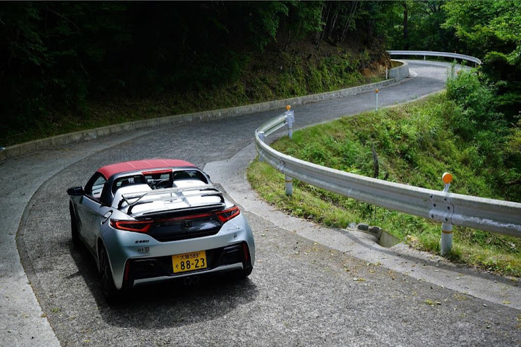 S660の僕が車を停める場所・大野山・僕のベンチ・曲道写真愛好家に関するカスタム事例の投稿画像5枚目