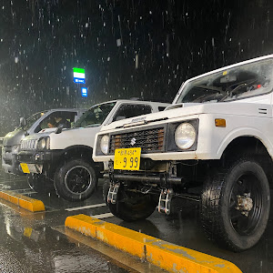 ジムニー JA11V
