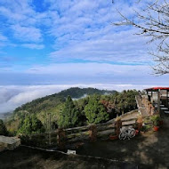 雲洞山莊