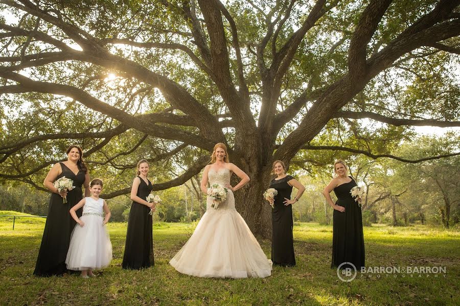 Fotografo di matrimoni Bonnye Barron (bonnyebarron). Foto del 10 marzo 2020