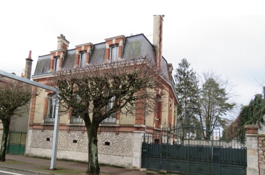 Vente maison 14 pièces 360 m² à Montargis (45200), 270 000 €