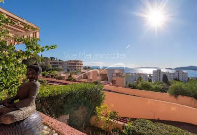 Apartment with terrace 1