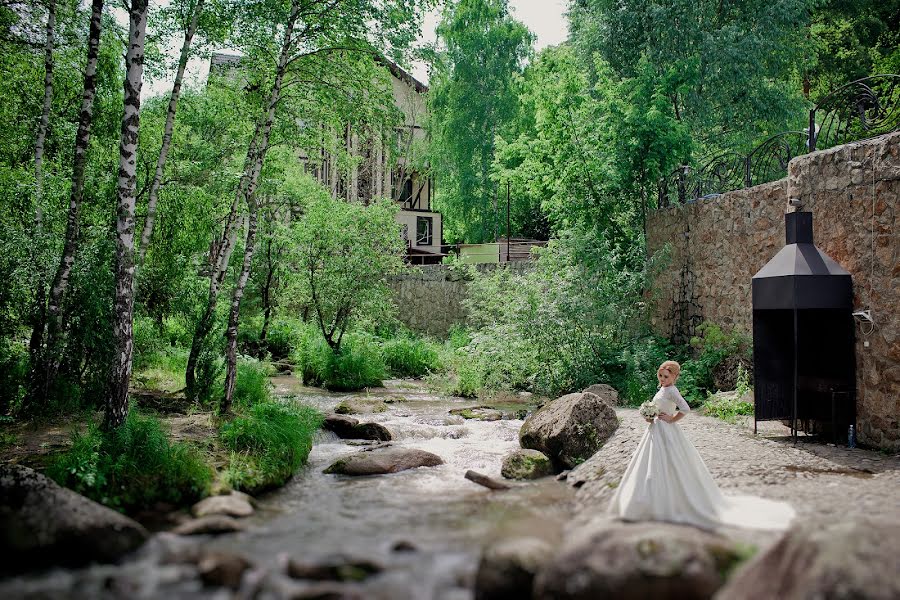 Fotograful de nuntă Ekaterina Yuzhakova (eyuzhakova). Fotografia din 5 noiembrie 2016