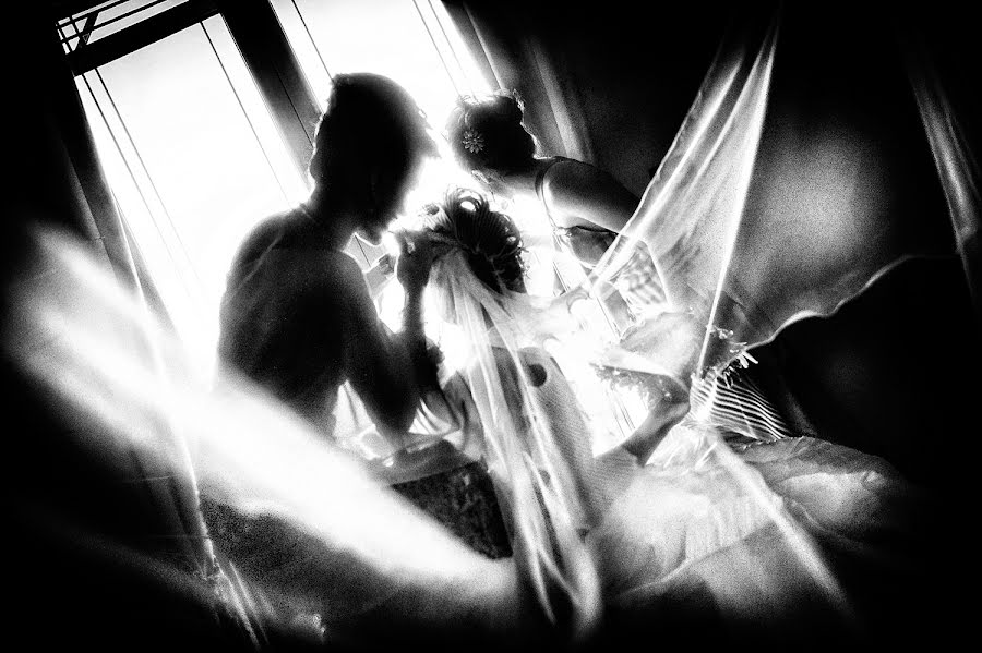 結婚式の写真家Emanuele Carpenzano (emanuelecarpenz)。2014 12月2日の写真