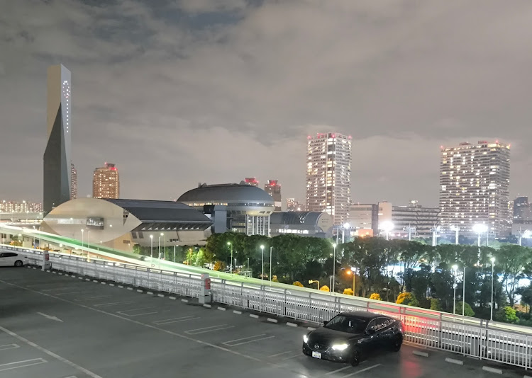 アテンザの曇り空と愛車・熱中症に気をつけて!!・ドライブ・東京ツーリング・東京都　有明に関するカスタム事例の投稿画像2枚目