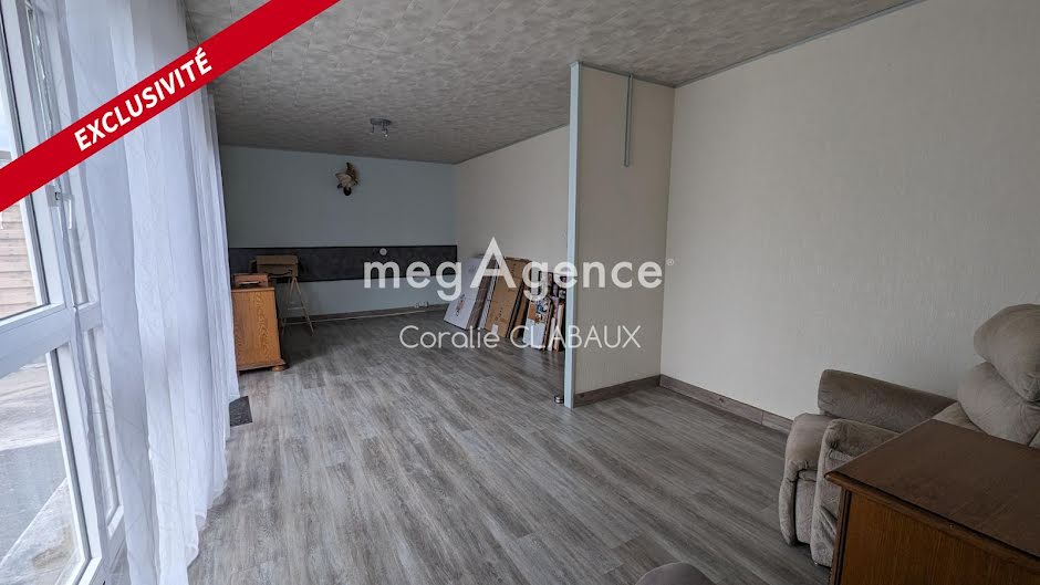 Vente maison 5 pièces 115 m² à Cholet (49300), 169 800 €