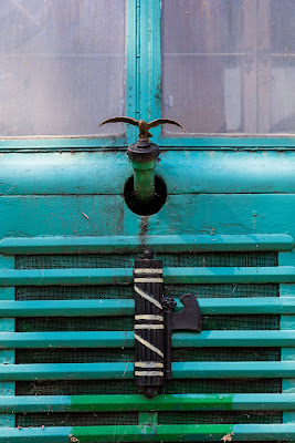 Green Bus! di danilomateraphotography