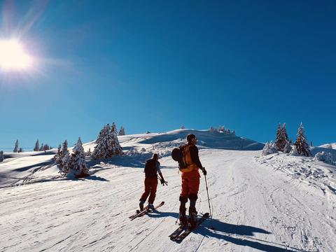 Randonnée moniteur de ski en famille Snooc