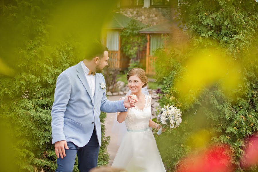 Fotógrafo de casamento Irina Frolova (frolovai). Foto de 4 de julho 2017