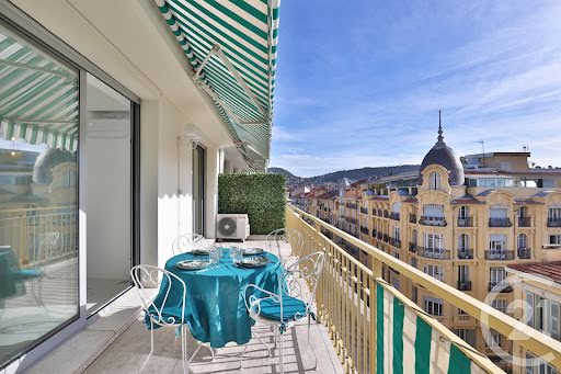 Vente appartement 2 pièces 56.87 m² à Nice (06000), 599 000 €