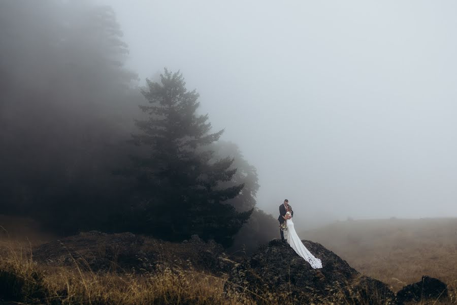 Fotógrafo de casamento Oksana Pastushak (kspast). Foto de 7 de setembro 2023