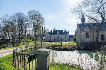 château à Vivy (49)