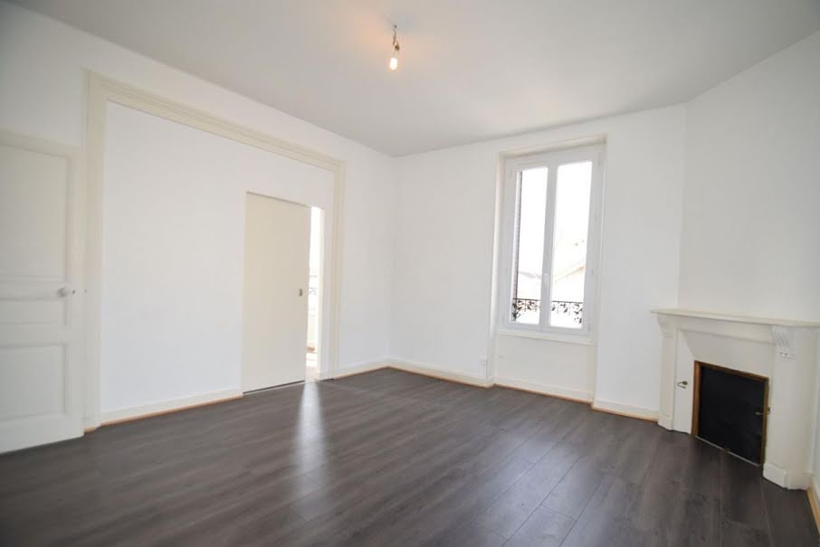 Location  appartement 2 pièces 70 m² à Limoges (87000), 590 €