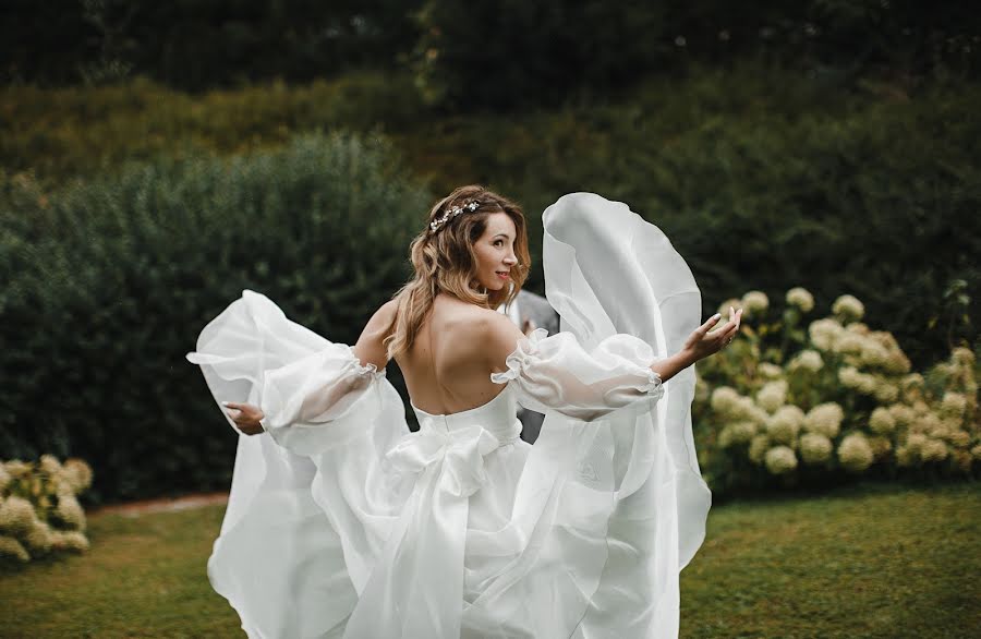 Wedding photographer Elena Mikhaylova (elenamikhaylova). Photo of 24 January 2021