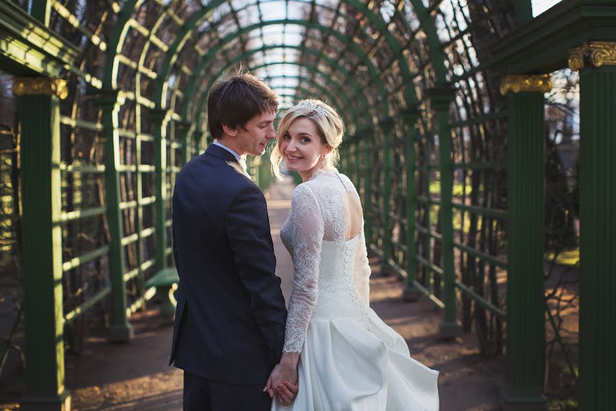 Fotógrafo de casamento Sergey Ivanov (artiswelcome). Foto de 18 de fevereiro 2016