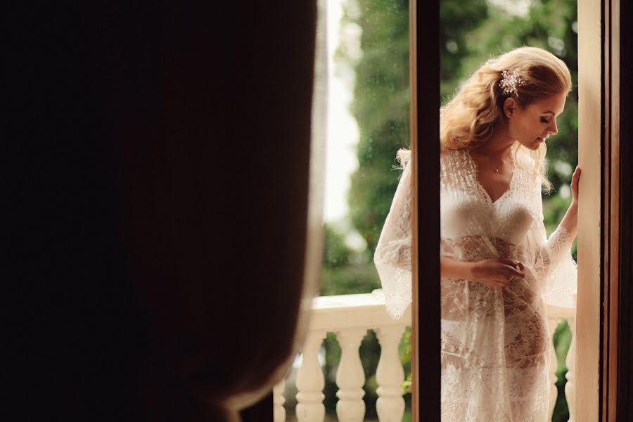 Fotógrafo de casamento Anna Peklova (annapeklova). Foto de 30 de junho 2015