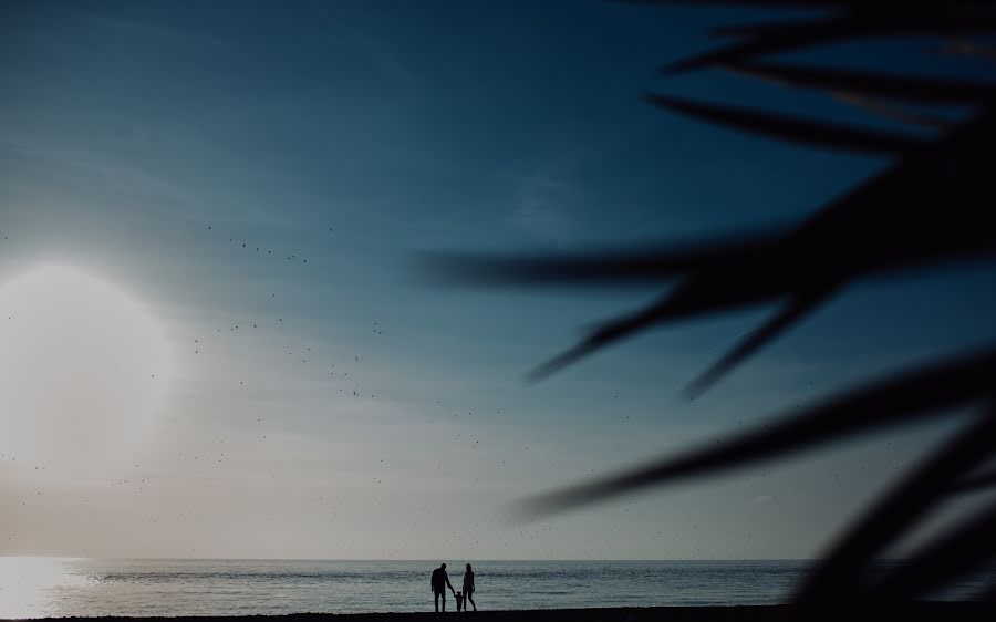 Photographe de mariage Aleksandr Tikhomirov (alextixomirov). Photo du 11 mars 2019