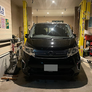 ステップワゴン RP1