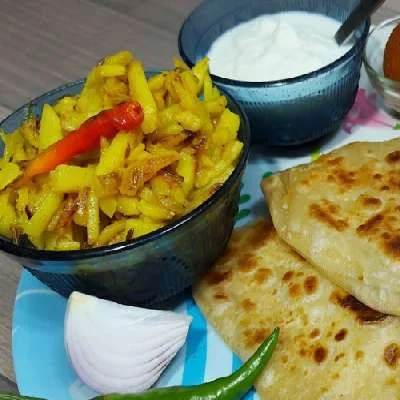 Aloo Bhujiya With Roti {5 Pice}.