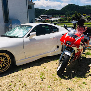 スープラ JZA80