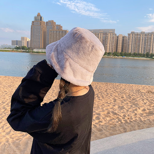 Title 10, Fashionable Temperament Winter Plush Hat Cute, ...